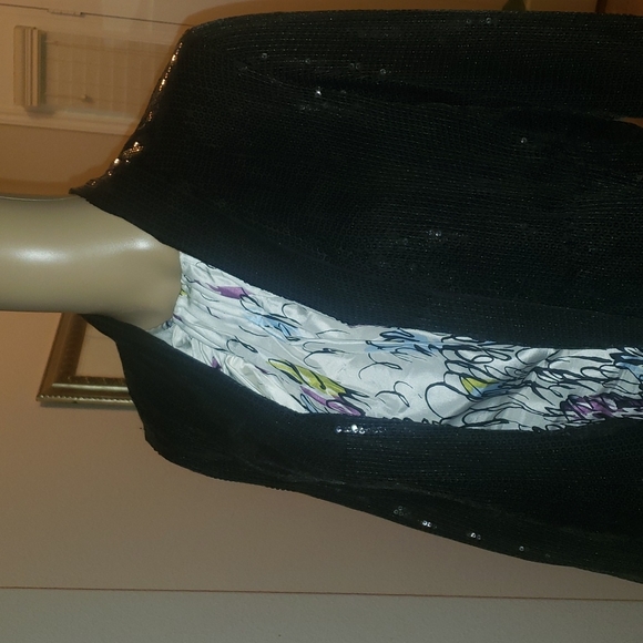 Coupe 6 black sequin jacket quarter sleeves dress up any outfit glam - Picture 5 of 8